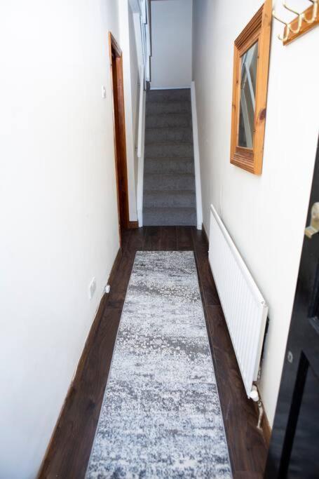 Cheerful 2 Bedroom House In The Heart Of Belfast Exteriör bild